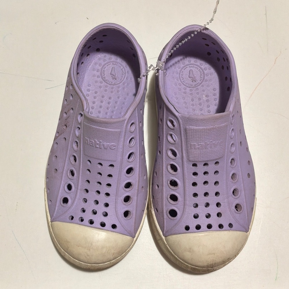 Native Jefferson Kids Purple Slip On Water Friendly Shoes C8